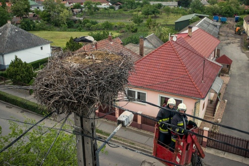 Megkezdődött a mentés - Halász figyeli az eseményeket