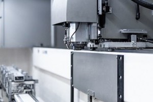 Hogyan csökkenthetjük a CNC gépek állásidejét? (x)