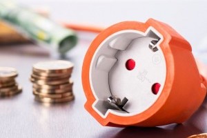 Mennyibe kerül napjainkban 1 kWh elektromos áram? (x)