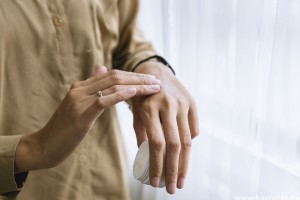 Mitől alakul ki és hogyan kezelhető a száraz bőr?